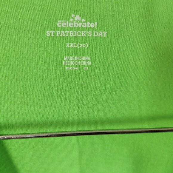 St Patricks Day Womens Top XXL 20 Plus Tee I Dont Need Luck Grandma NOV133E - Picture 7 of 9